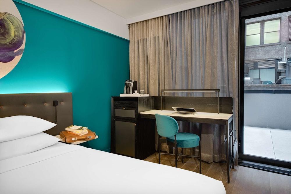 Hyatt Centric Midtown 5th Avenue New York Room Type - Quadruple Room, 2 Queen Beds (High Floor) Hyatt Centric Midtown 5th Avenue New York Room Type - Quadruple Room, 2 Queen Beds (High Floor)