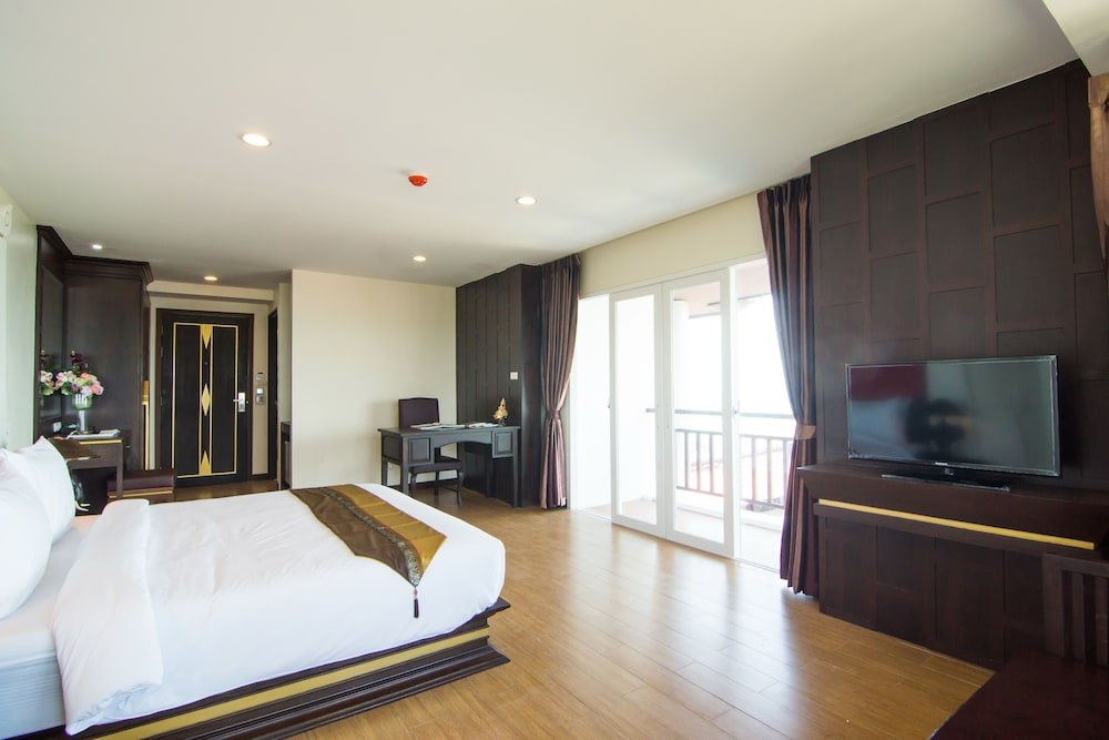 Royal Heritage Pavillion Room Type - Heritage Front Beach Suite