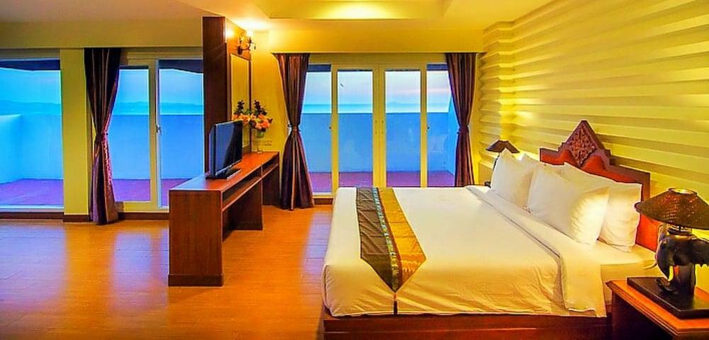 Royal Heritage Pavillion Room Type - Heritage Sky Beach Suite