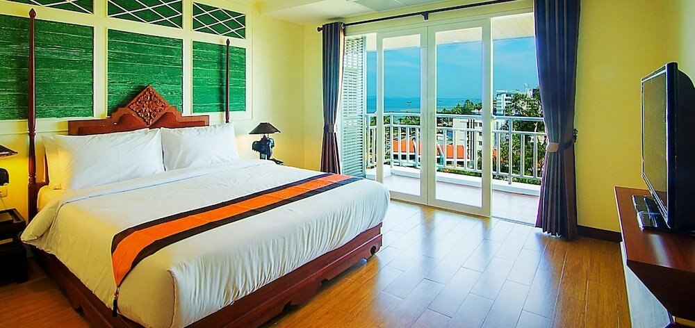 Royal Heritage Pavillion Room Type - Heritage Deluxe Double Room With Seaview