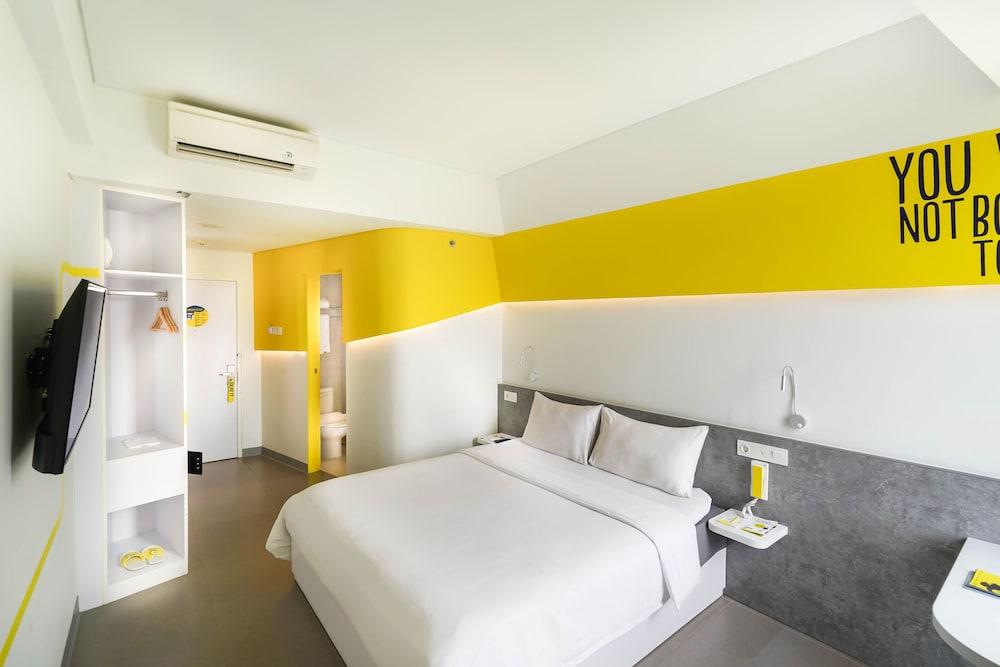 YELLO Hotel Manggarai Jakarta Room Type - Room (Yello)