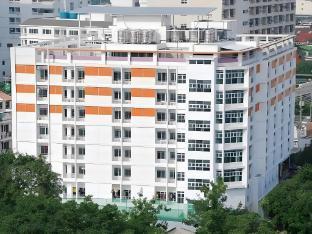 Ratchada 17 Place
