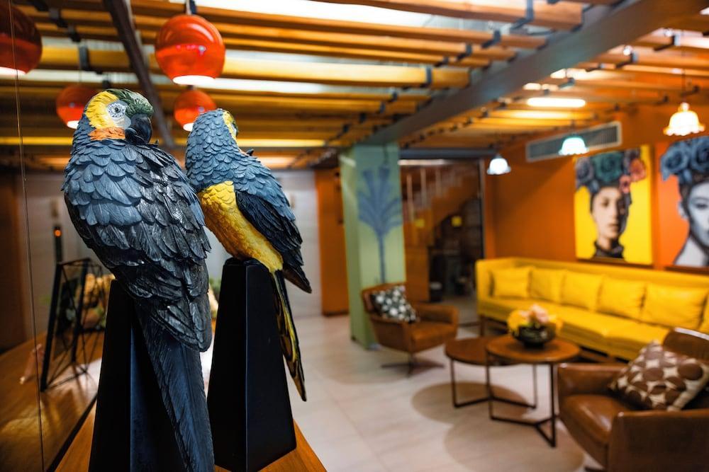 Metro Pratunam Boutique Hotel