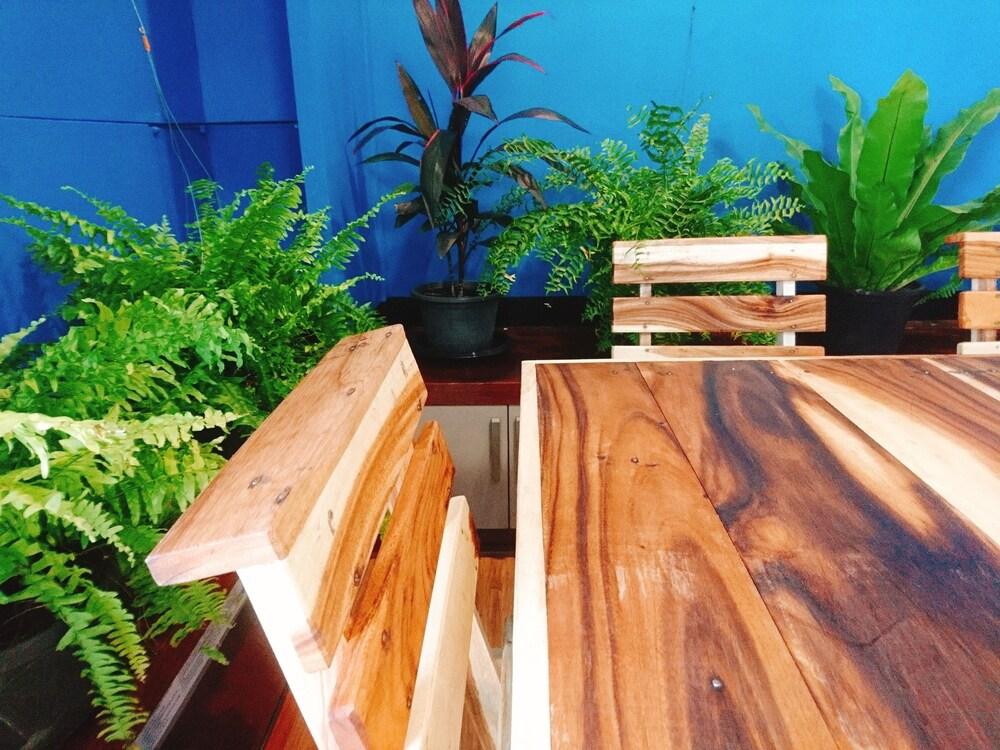 BGW Phuket - Hostel - Tap to explore photos