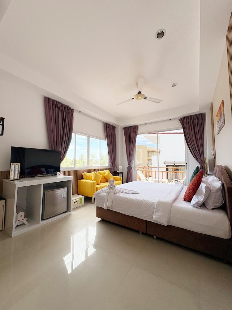 undefined Room Type - Standard Room with Balcony, Seaview