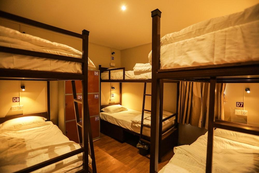 Flying Yak Hotel - Hostel Room Type - Standard Shared Dormitory