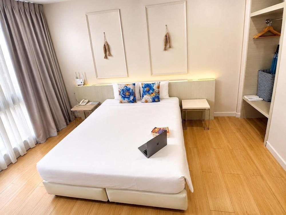 Combo Beach Hotel Samui Room Type - Deluxe Double Room