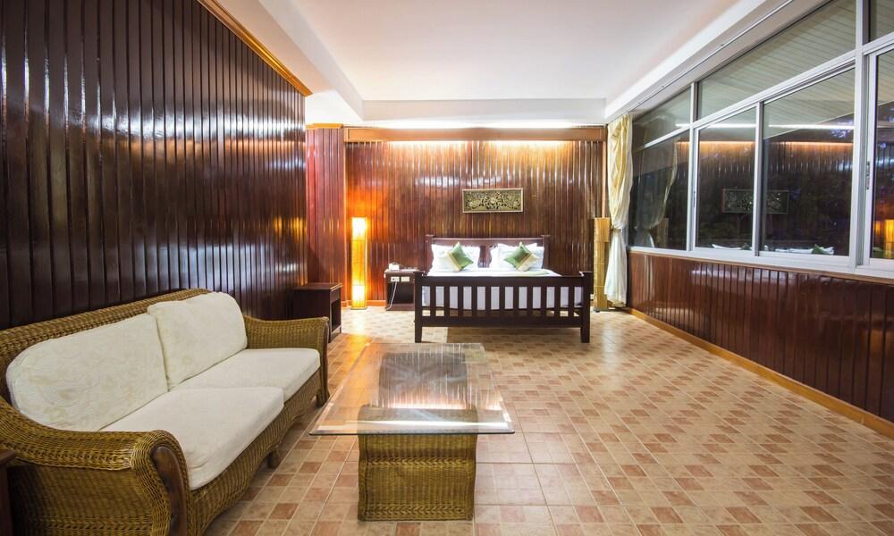 Rajapruek Samui Resort - Tap to explore photos