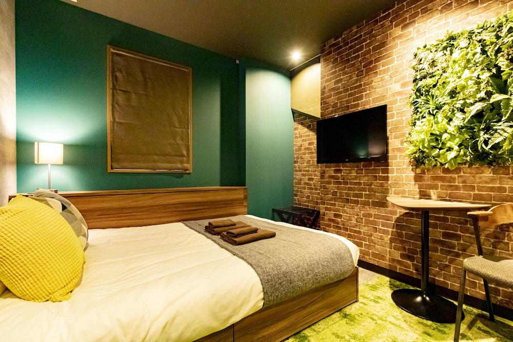 UNDER RAILWAY HOTEL AKIHABARA Room Type - Double Room (A)
