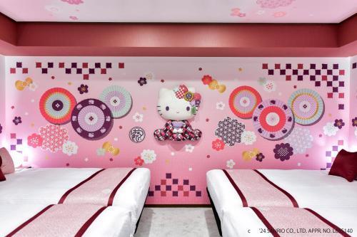 Asakusa Tobu Hotel Room Type - Hello Kitty Room -Wa modern- (Quadruple Room)