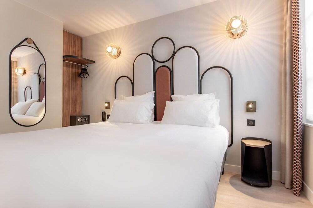 Hôtel de l'Espérance Room Type - Standard Double Room