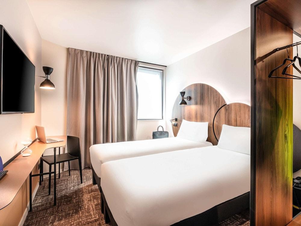 ibis Styles Paris Meteor Avenue d'Italie - Tap to explore photos