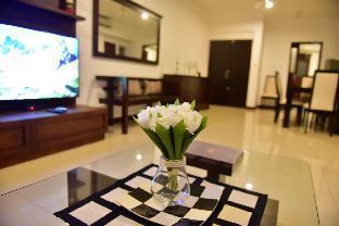SkyLounge Apartment 2 Colombo - Tap to explore photos
