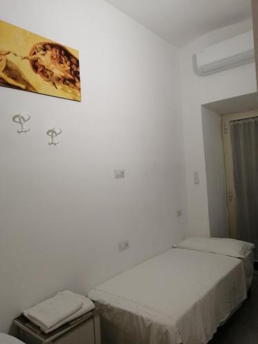 Prince Inn Room Type - Twin Room with Private External Bathroom Prince Inn Room Type - Twin Room with Private External Bathroom