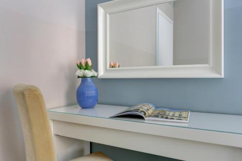 Claudia House Roma Termini Room Type - Double Room, Shared Bathroom