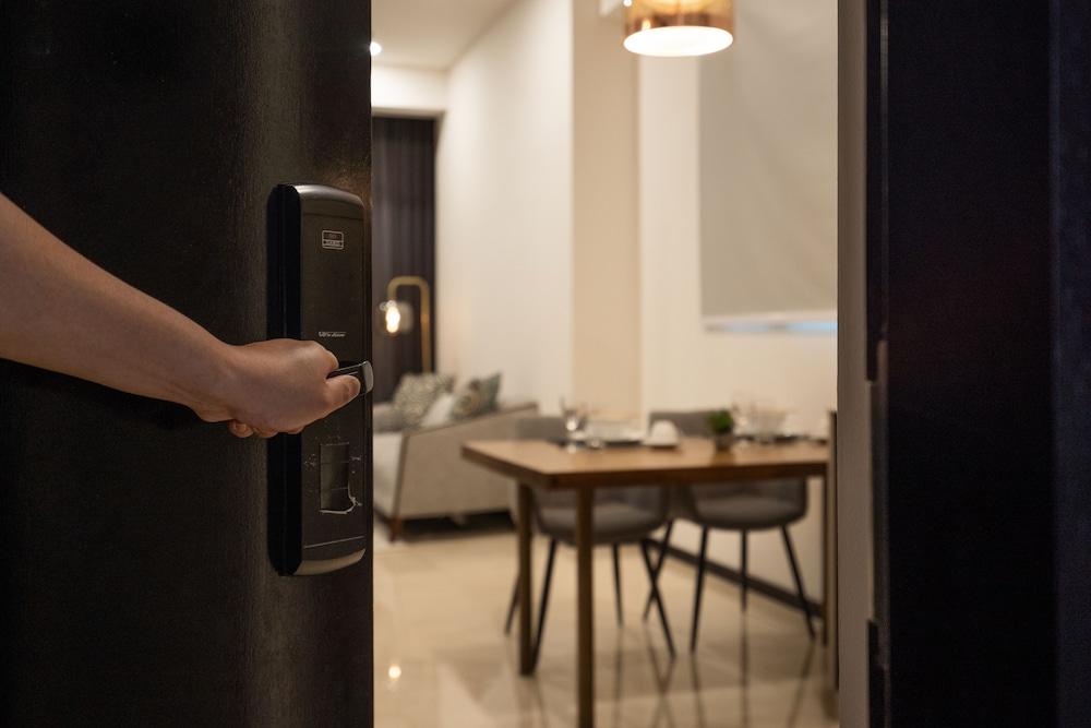Opus Residences Room Type - Signature Apartment, 1 Bedroom
