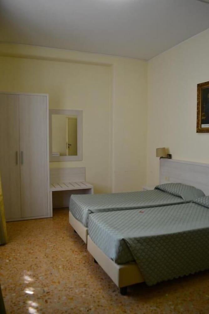 Casa Per Ferie Ravasco San Pietro Room Type - Standard Double or Twin Room, Terrace