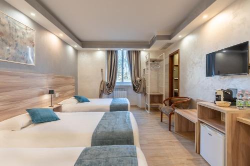Leone D'Oro GUESTHOUSE - close to Piazza Vittorio