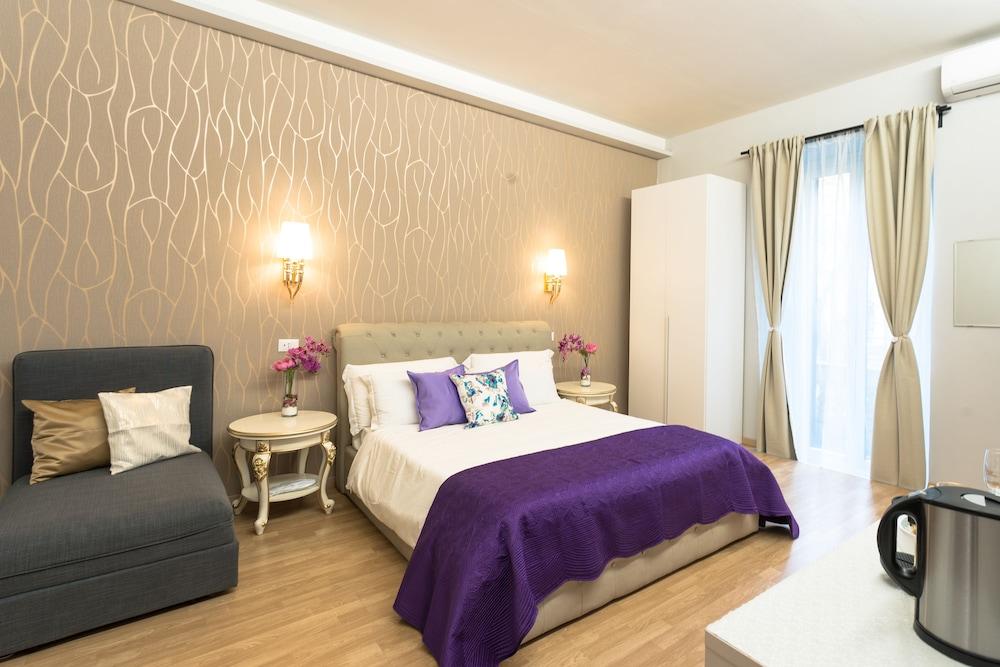 BQ House Milizie Luxury Rooms Room Type - Deluxe Quadruple Room, Balcony