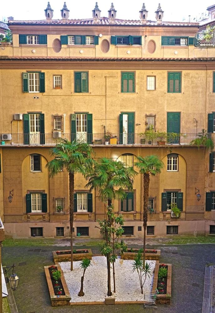 Guest House Interno 4 - Tap to explore photos