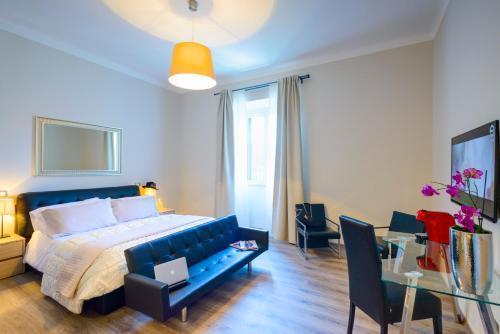 RHS Rienzo Suites Guesthouse Room Type - Superior King Room