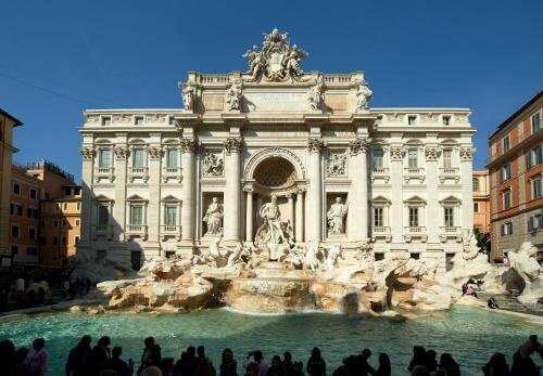 Harry's Bar Trevi Luxury Apartments - Modelli - Tap to explore photos