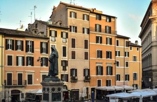 Campo de' Fiori Apartment