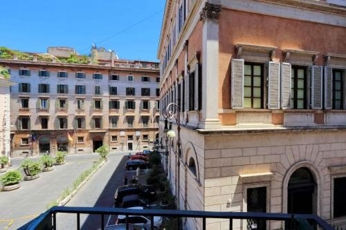 Piazza Venezia Grand Suite