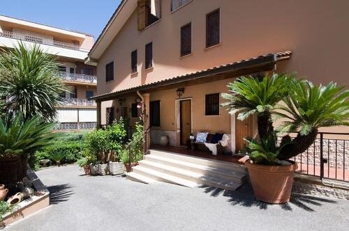 Olympic Suite Roma Room Type - Apartment with Garden View Olympic Suite Roma Room Type - Apartment with Garden View