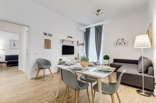 Germanico Luxury Apartment - Tap to explore photos