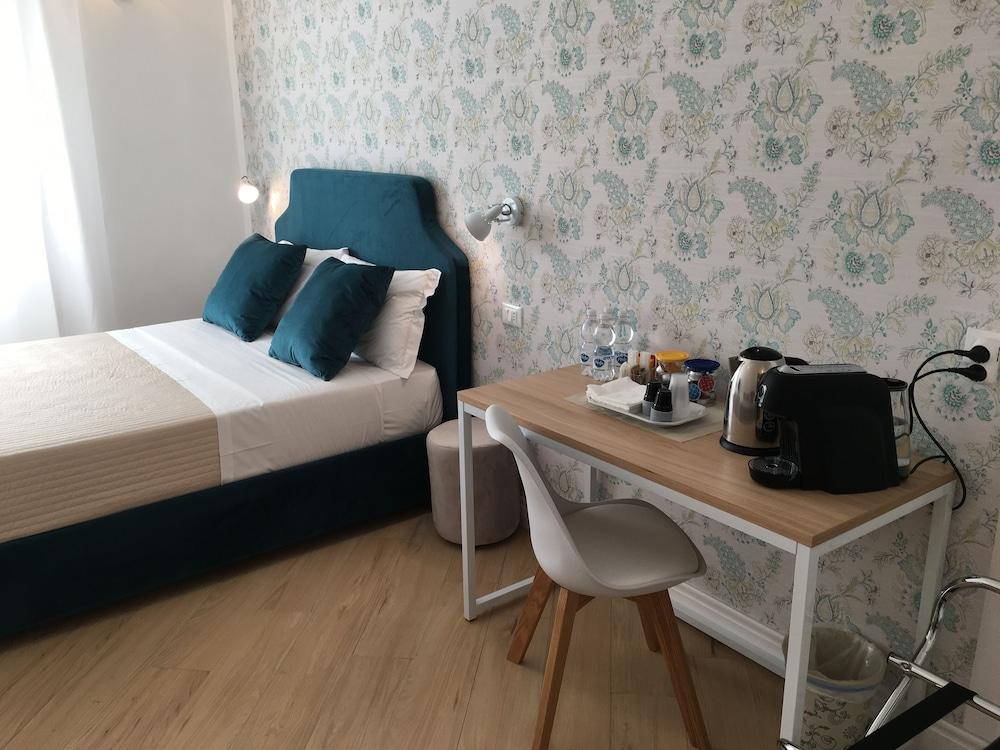 Affreschi a San Pietro Room Type - Deluxe Quadruple Room