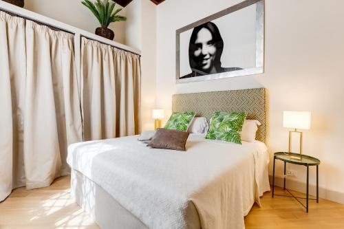 Trevi Chic House Room Type - One-Bedroom Apartment