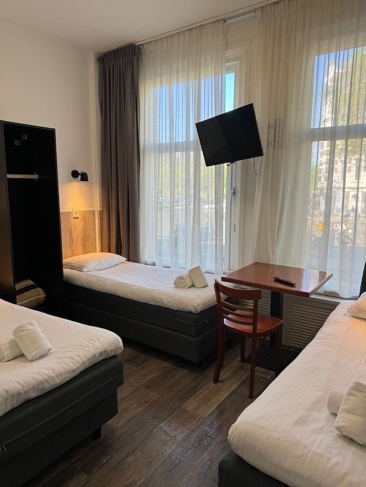Hotel Titus Room Type - Triple Room, 3 Twin Beds