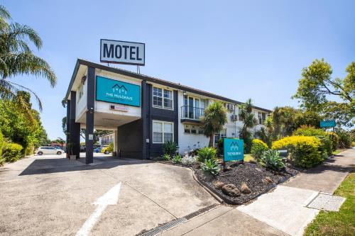 The Mulgrave Motel - Tap to explore photos