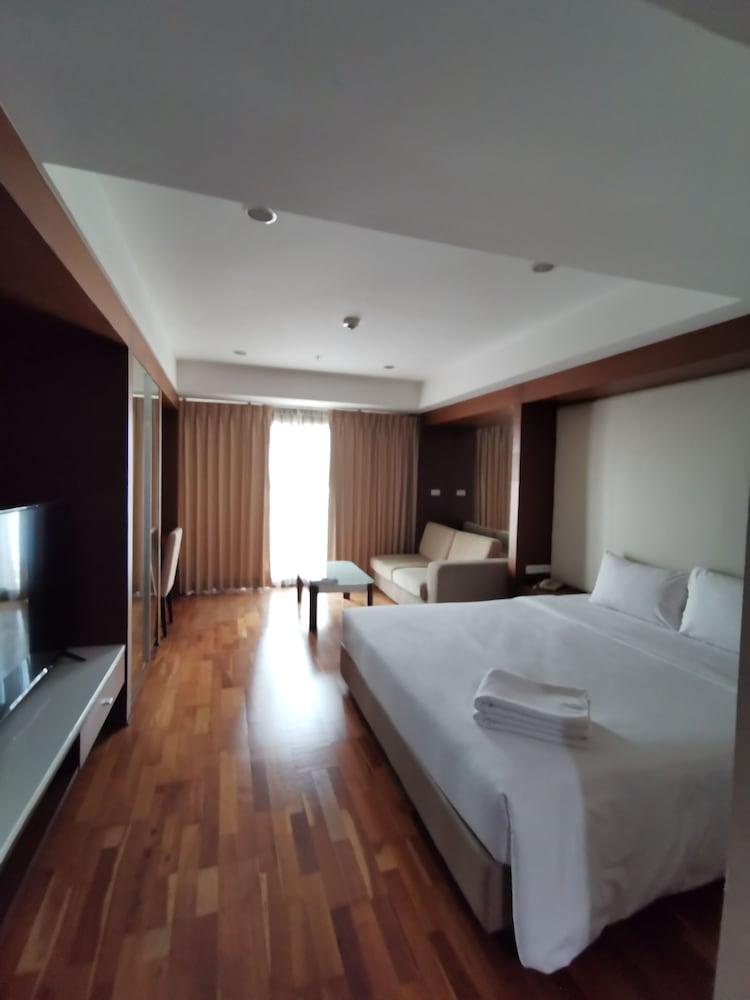 The Ninth Place Serviced Residence Room Type - Deluxe Studio
