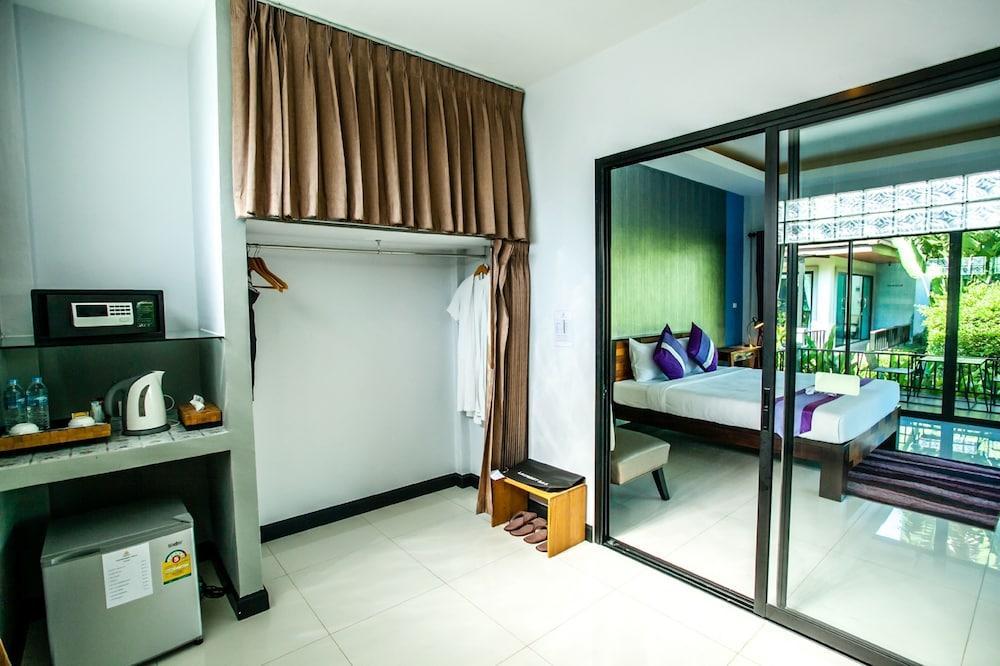 Himaphan Boutique Resort Room Type - Deluxe Villa, 1 King Bed, Garden View, Garden Area Himaphan Boutique Resort Room Type - Deluxe Villa, 1 King Bed, Garden View, Garden Area
