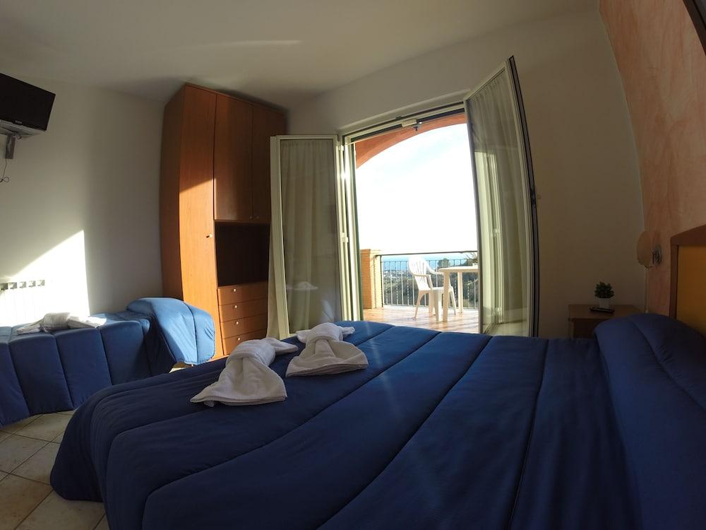 I Cardinali Room Type - Triple Room