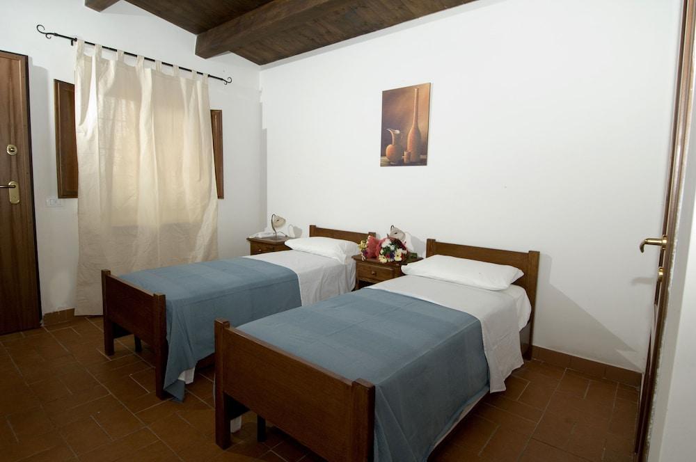 Azienda Agricola Sinisi Room Type - Double or Twin Room