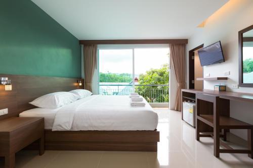OYO 620 Parida Resort Room Type - Deluxe Double or Twin Room
