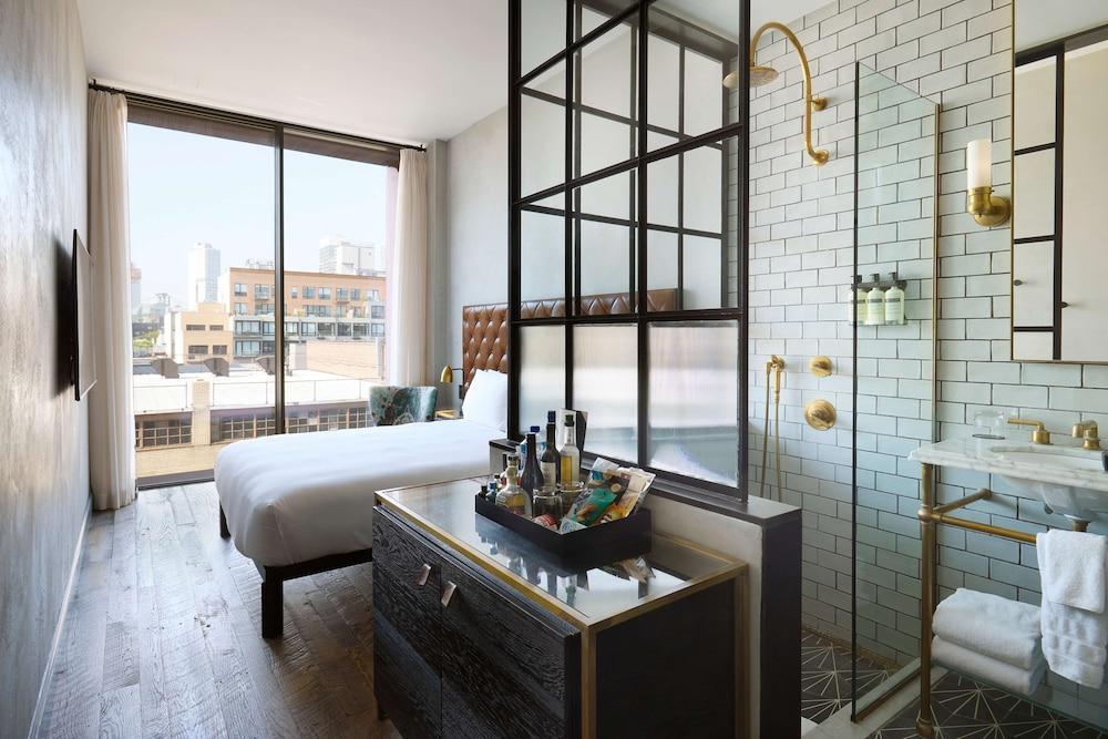 Arlo Williamsburg Room Type - Room, 1 Queen Bed