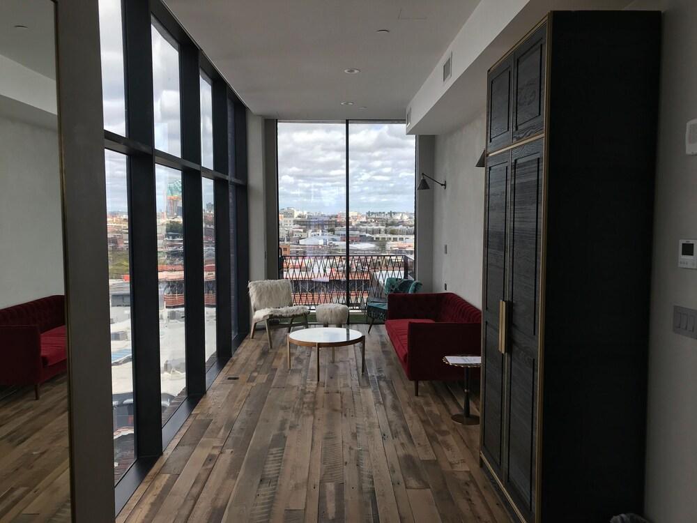 Arlo Williamsburg Room Type - Studio Suite
