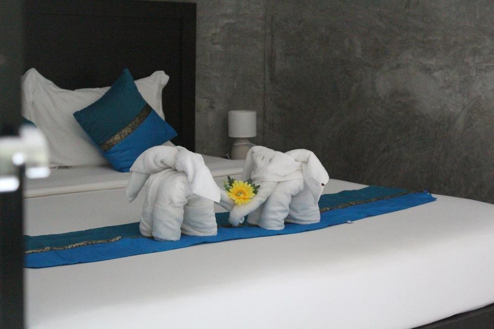 B Happy Resort Room Type - Standard Room