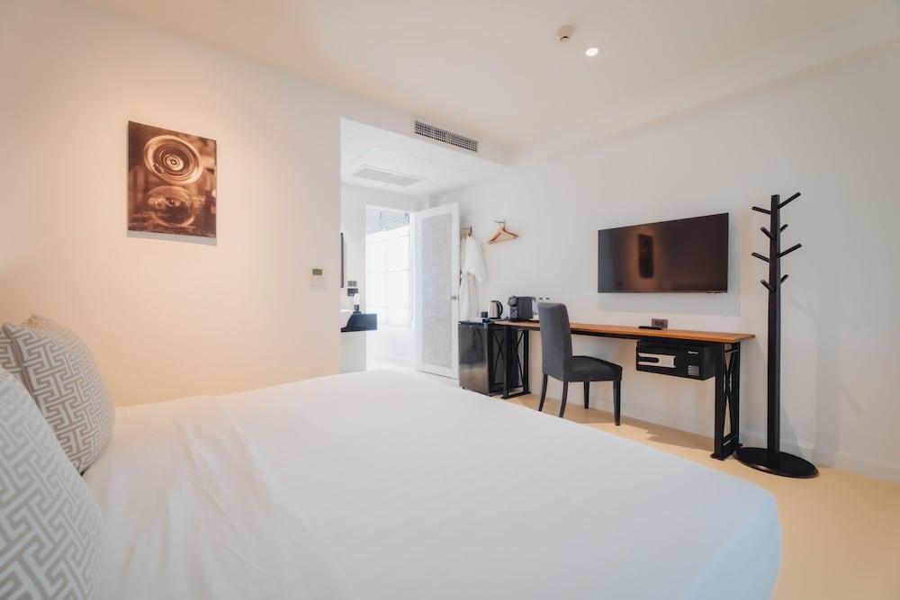 Xinlor House Room Type - Honeymoon Room