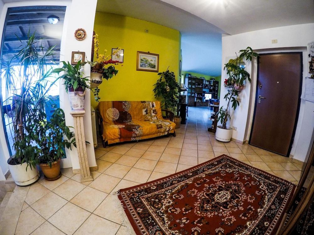 B&B Le Cascatelle - Tap to explore photos