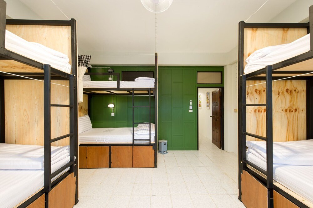 The Neighbors Hostel - Adults Only Room Type - 6 Bed Female Dormitory