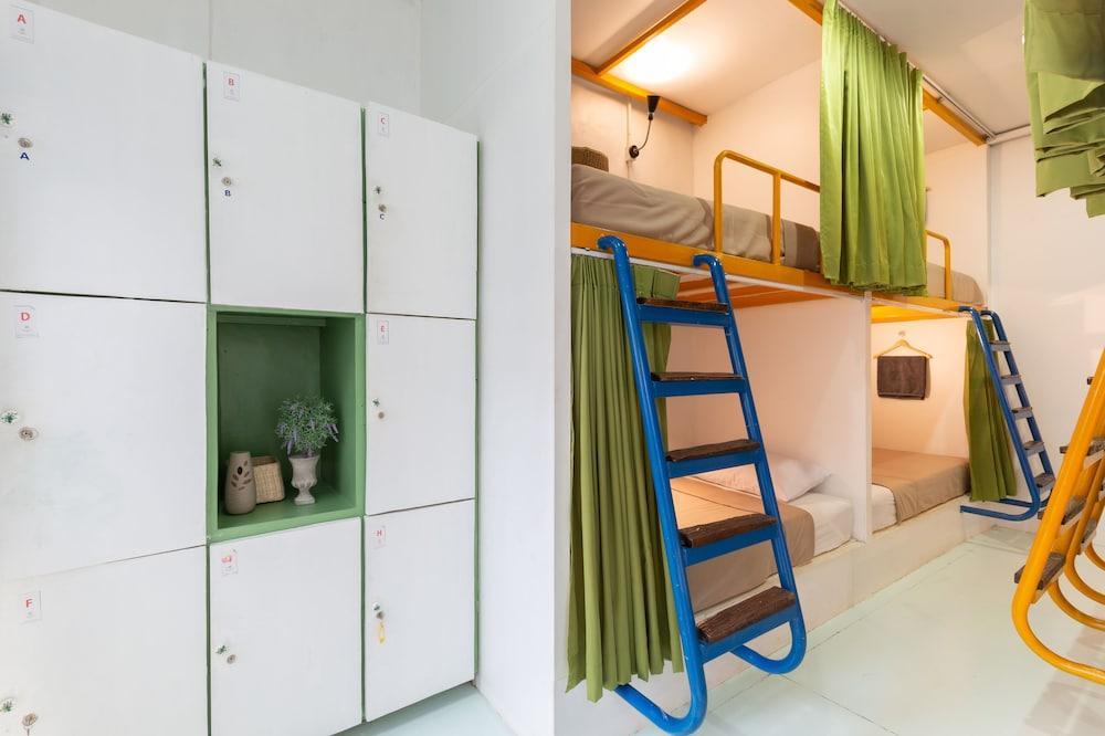 Aekkeko Hostel Room Type - Bed in 8-Bed Mixed Dormitory Room