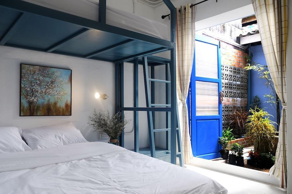 Aekkeko Hostel Room Type - Triple Room, Garden View