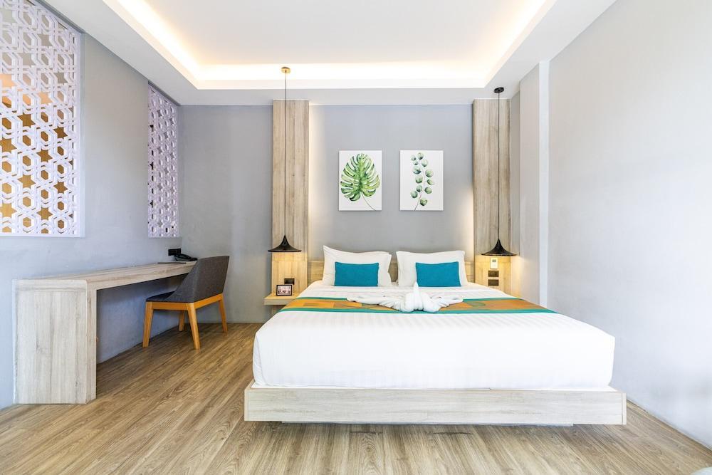 Antiya Hotel Phuket Room Type - Deluxe Double Room, Lake View