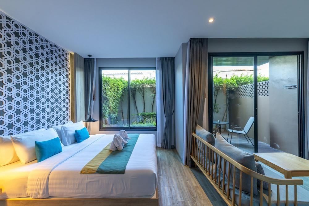 Antiya Hotel Phuket Room Type - Deluxe Double Room, Garden View