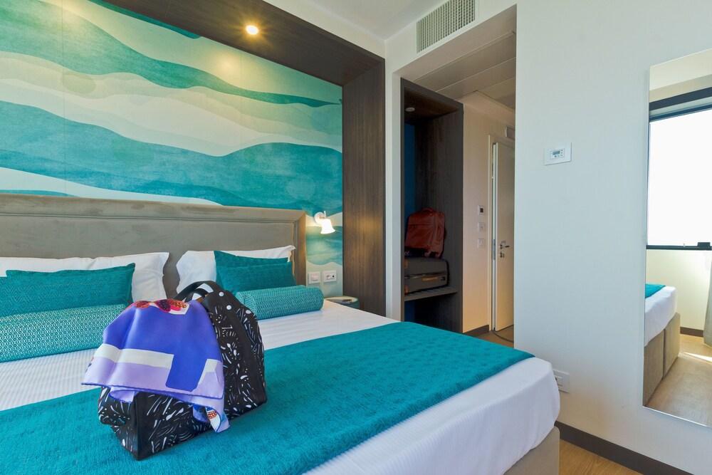 Fly Decò Hotel Room Type - Superior Double or Twin Room